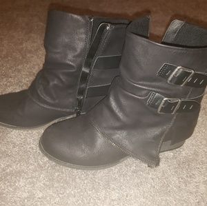 Ankle boots